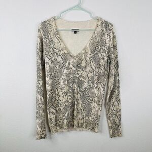 Express Womens Thin Sweater Size M Long Sleeeve V‎ Neck Snake Print